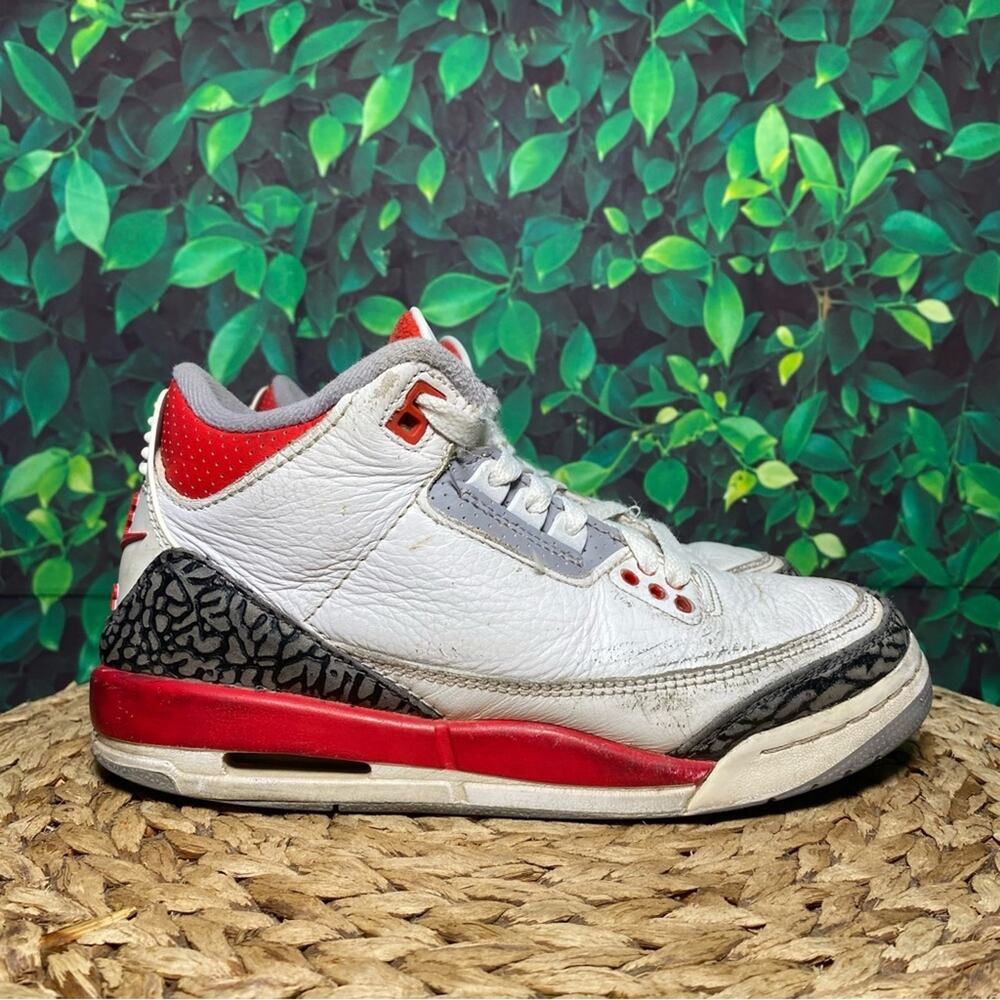 Jordan 3 fire red kids 5